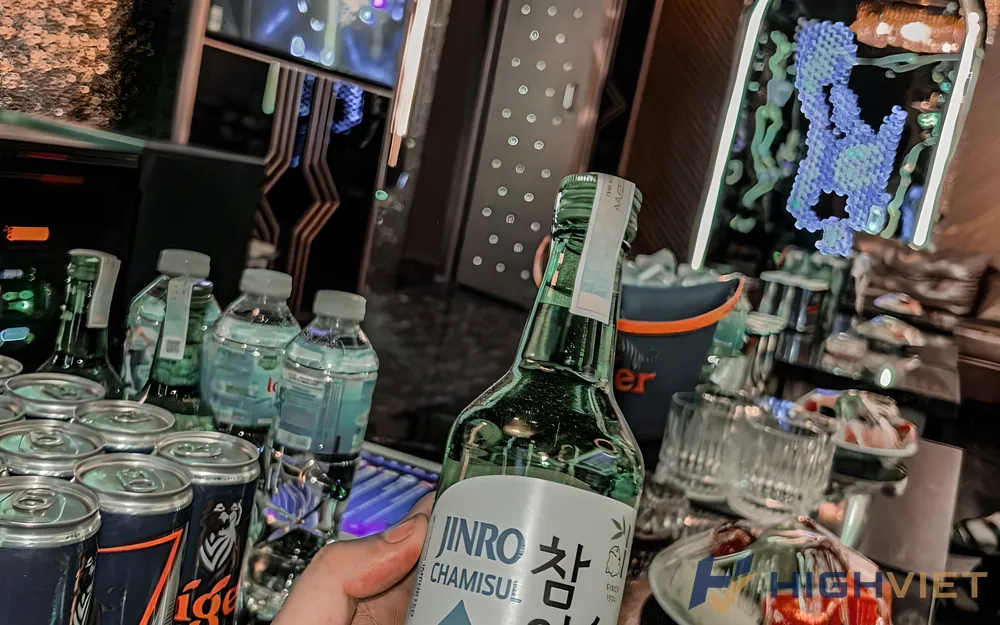 주류가 놓인 룸 내부 모습
