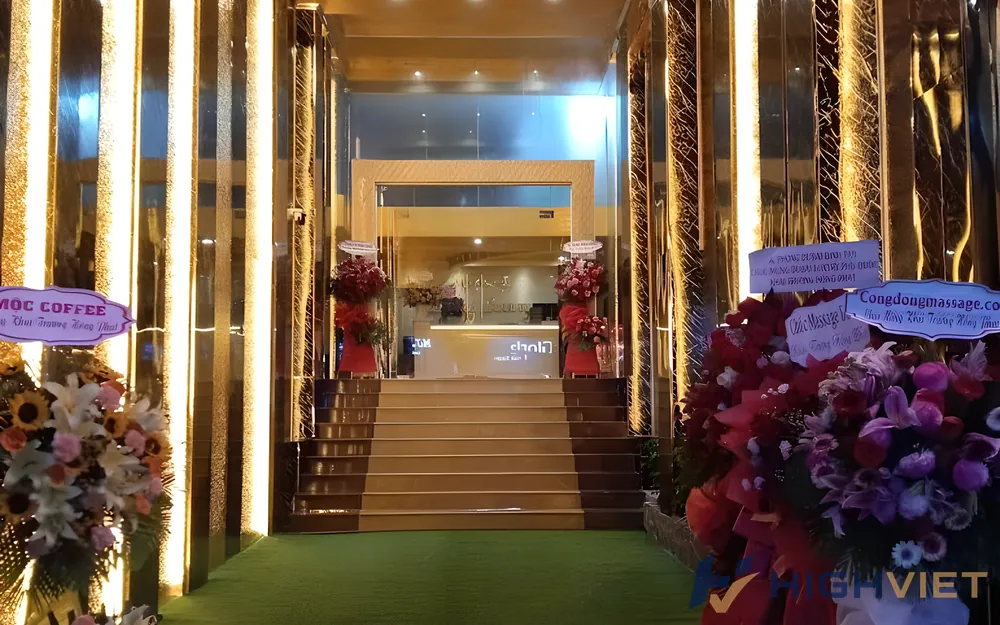 건물 입구 모습